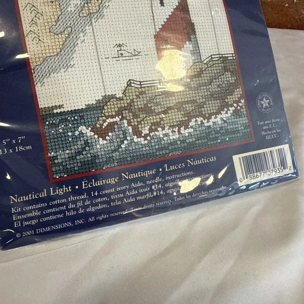 Dimensions Craft Kit - Creative Accents : Nautical Light House - 5